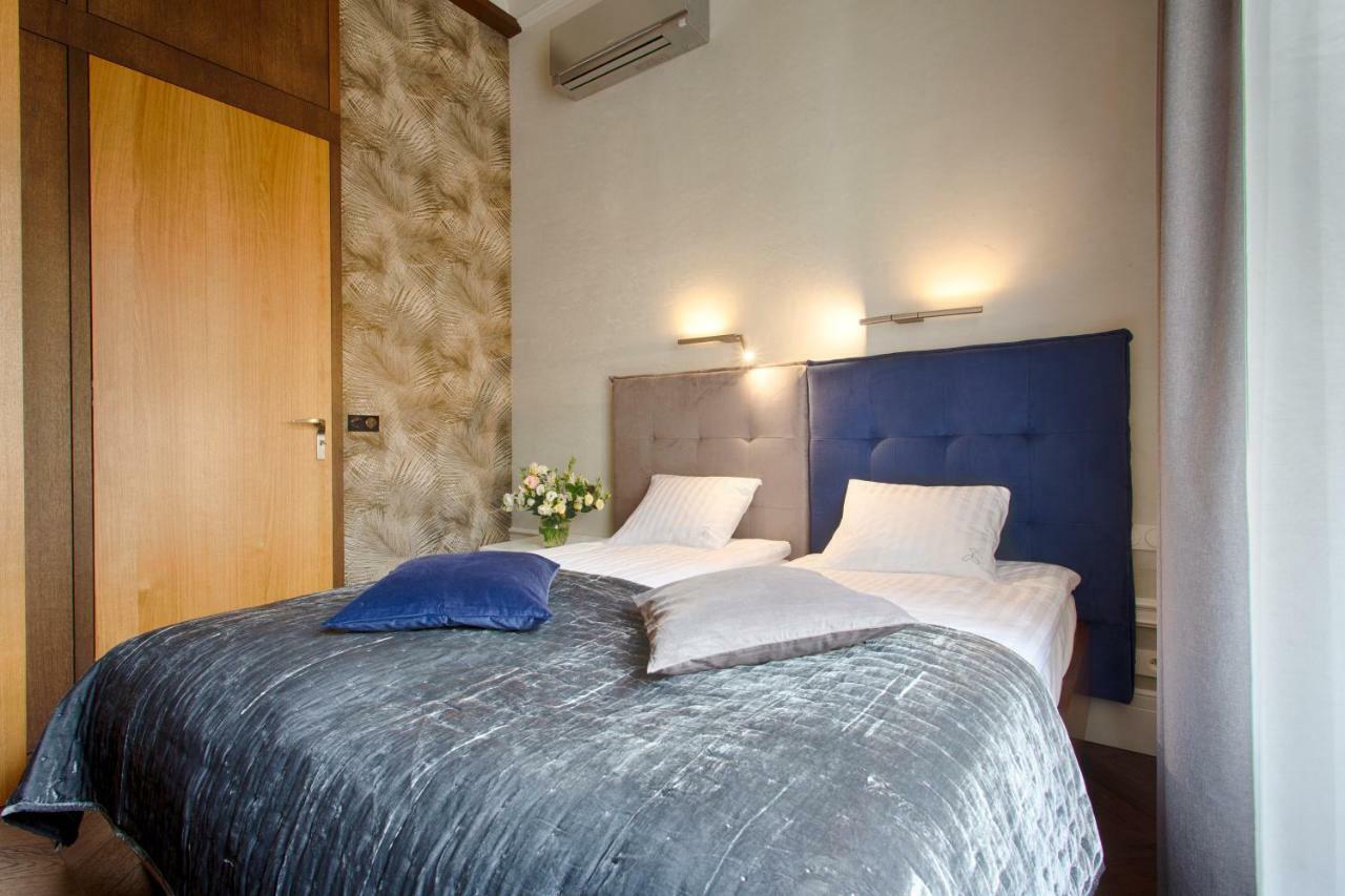 Luxury Boutique Cracow Old Town 8 Pers Apartament *