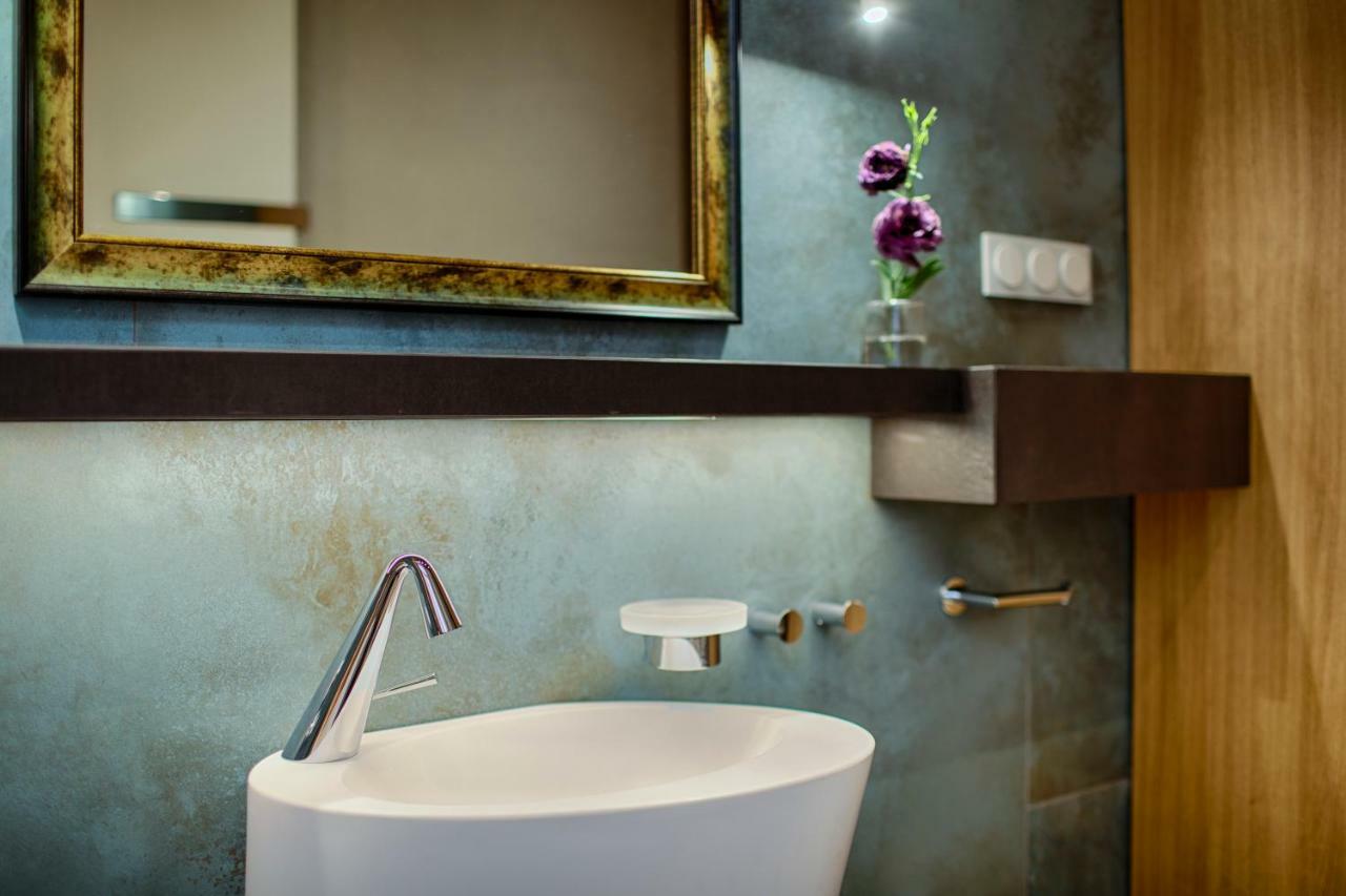 Luxury Boutique Cracow Old Town 8 Pers Apartament *