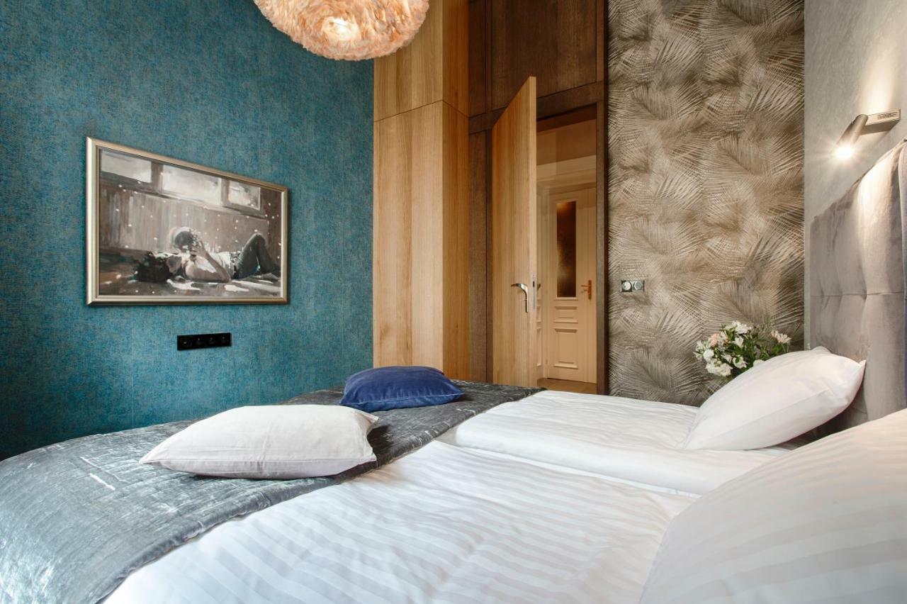Luxury Boutique Cracow Old Town 8 Pers *